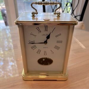 Seth Thomas Quartz Desk Clock Model No. 237 Tradition